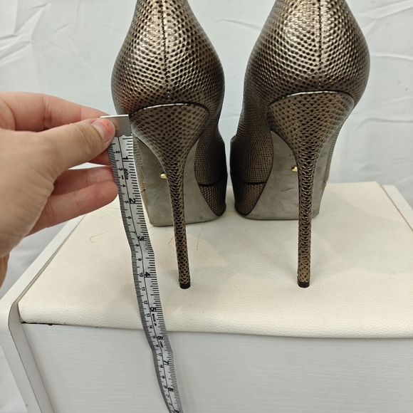 Sergio Rossi Authentic Cachet Peep Toe Platform Pumps size 9 Women's - Picture 11 of 16
